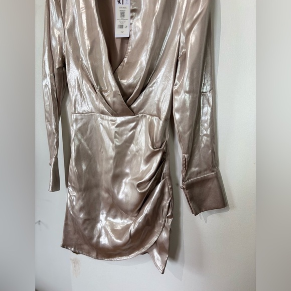 Dynamite NWT Metallic Satin Wrap Dress - Size XXS - NWT - Picture 3 of 5